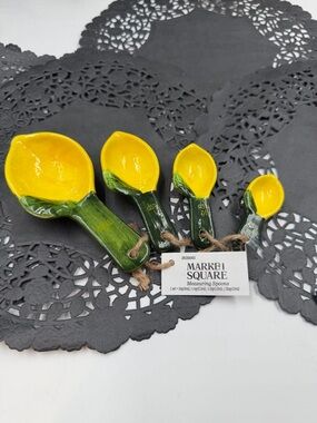 Market Square Lemon Measuring Spoons Ceramic Yellow Kitchen Set Farmhouse Dec